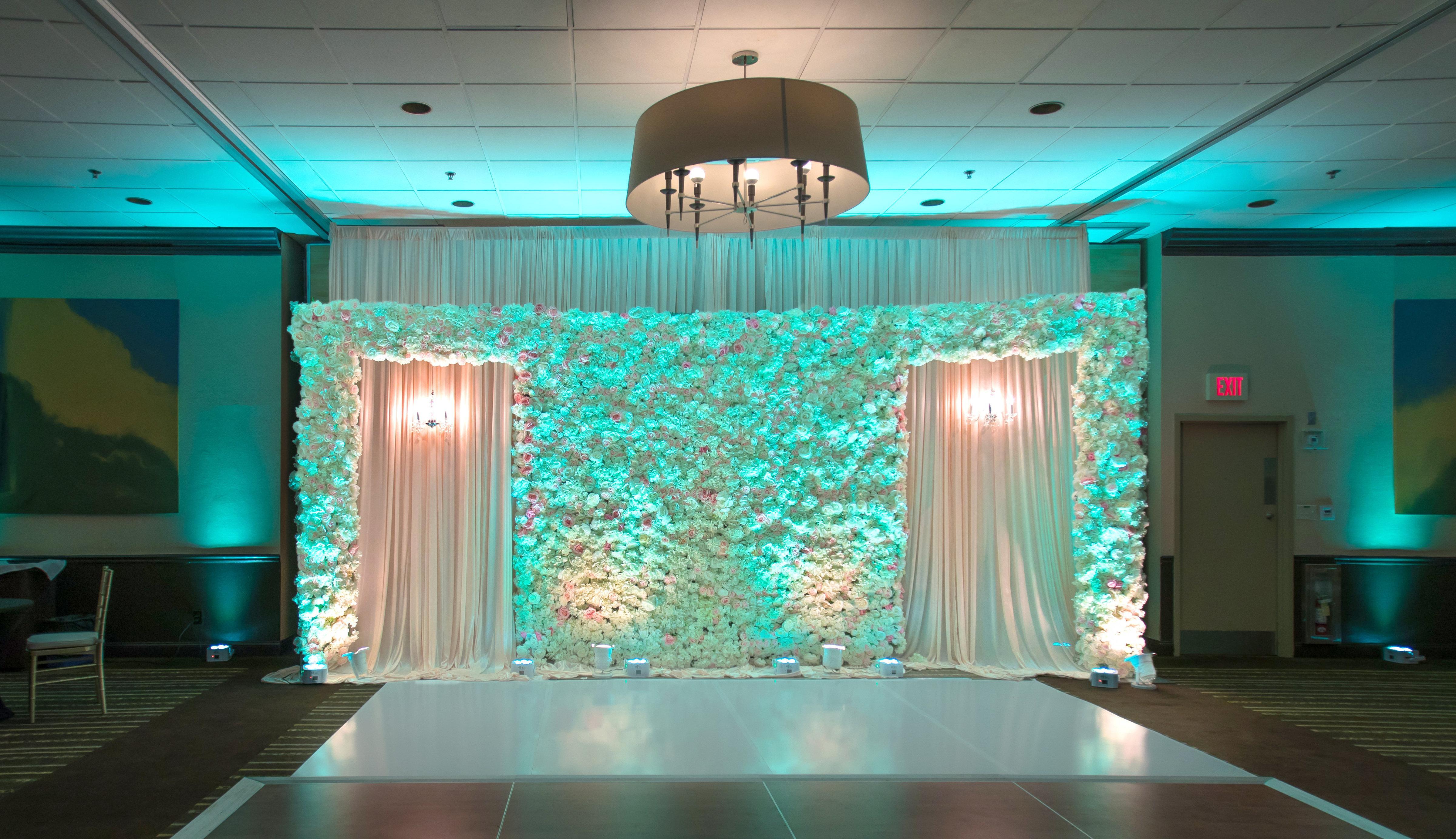 Holiday Inn Boston - Cambridge Area By Ihg Somerville Exterior foto